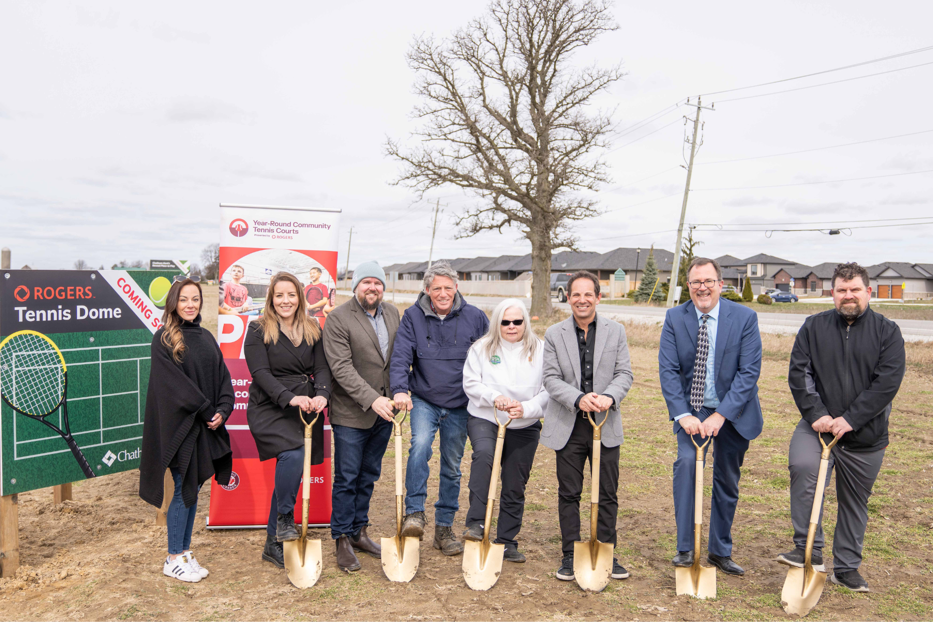 Lauren Willmott of The Farley Group joining the teams at Tennis Canada and Rogers for a ground breaking ceremony.